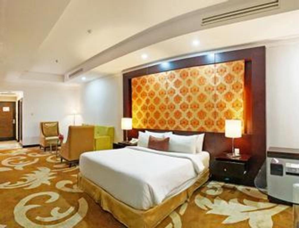 Grand Basko Hotel Padang  Buitenkant foto