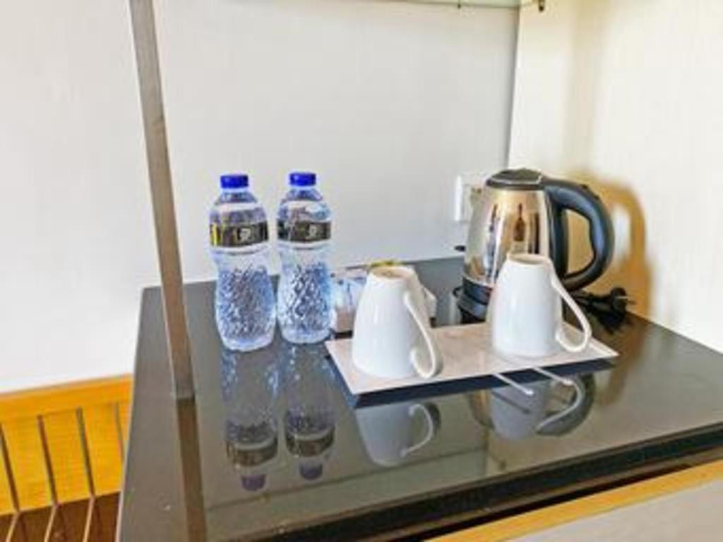 Grand Basko Hotel Padang  Buitenkant foto