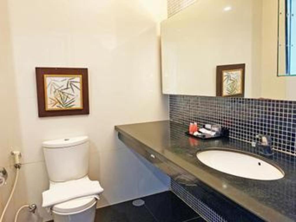 Grand Basko Hotel Padang  Buitenkant foto