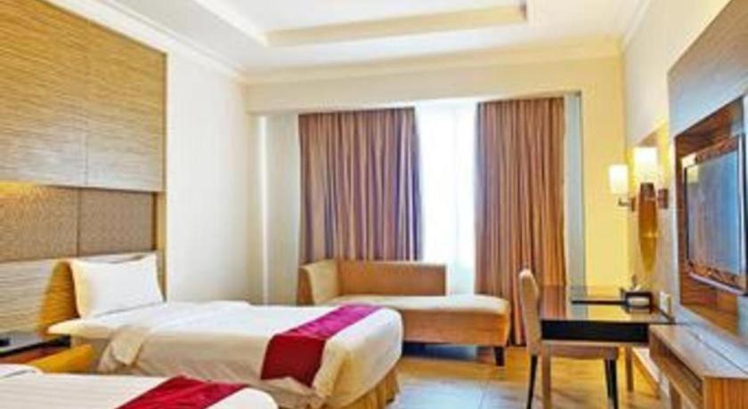 Grand Basko Hotel Padang  Buitenkant foto